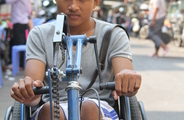 HoPP, 2014-04-30-Doeurn-Disable Man